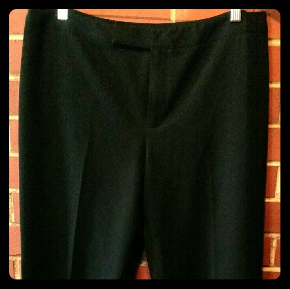 Black slack Capri pants