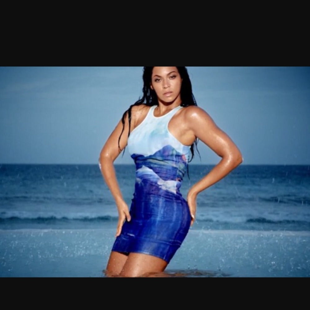 H & M Beyoncé summer line dress