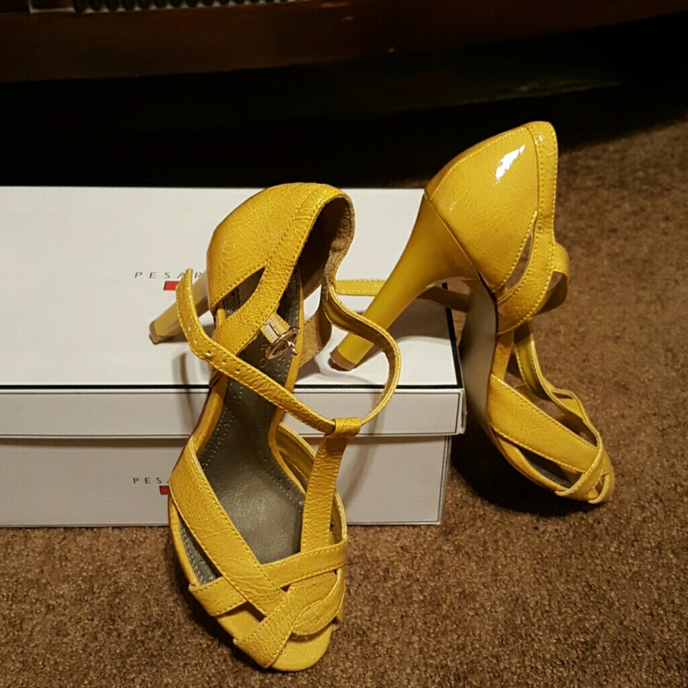 Pesaro  Strap Heels