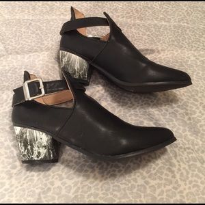 Avon MARK Boot Shoe