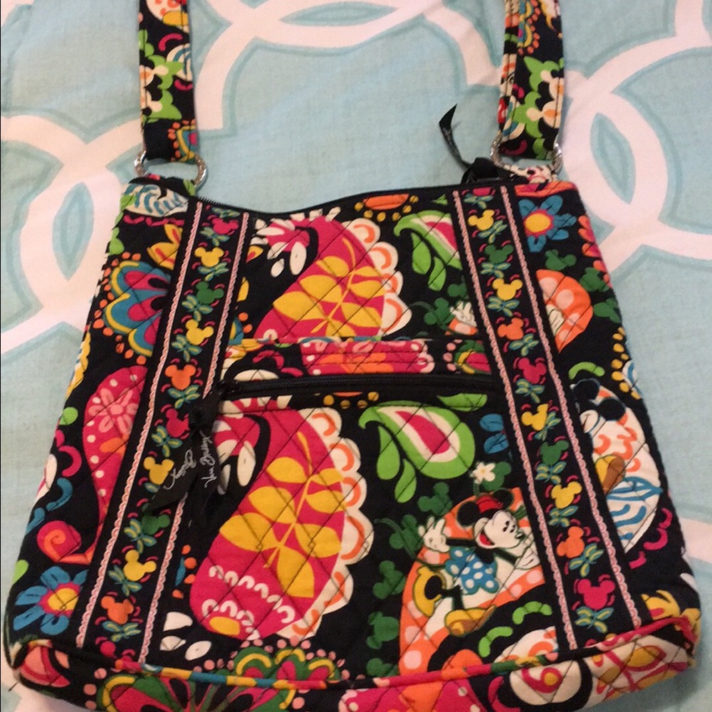 Disney Vera Bradly cross body. Beautiful pattern.