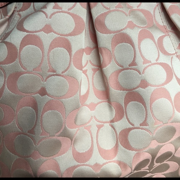 Pink Coach Handbag - Picture 7 of 8