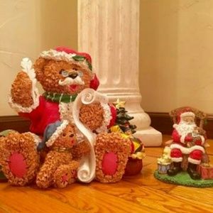 Santa bear and side Santa