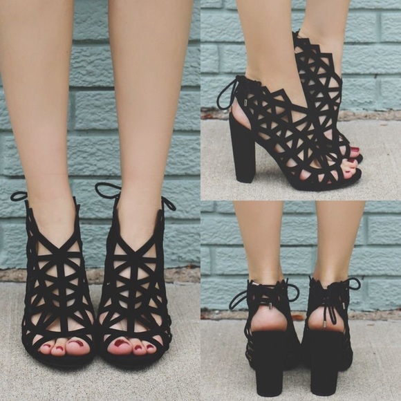 Peep Toe Lace Up Chunky Heel Suede Sandals - Picture 3 of 4