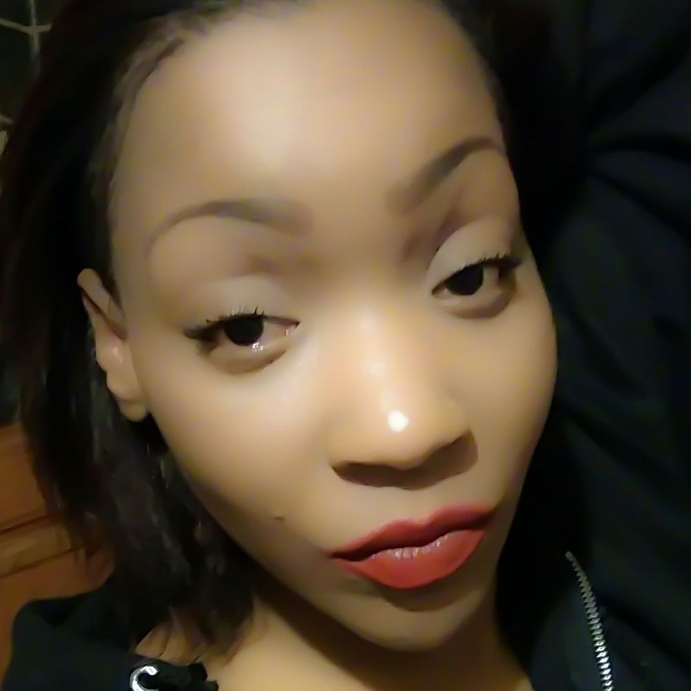 Meet your Posher, De'bra