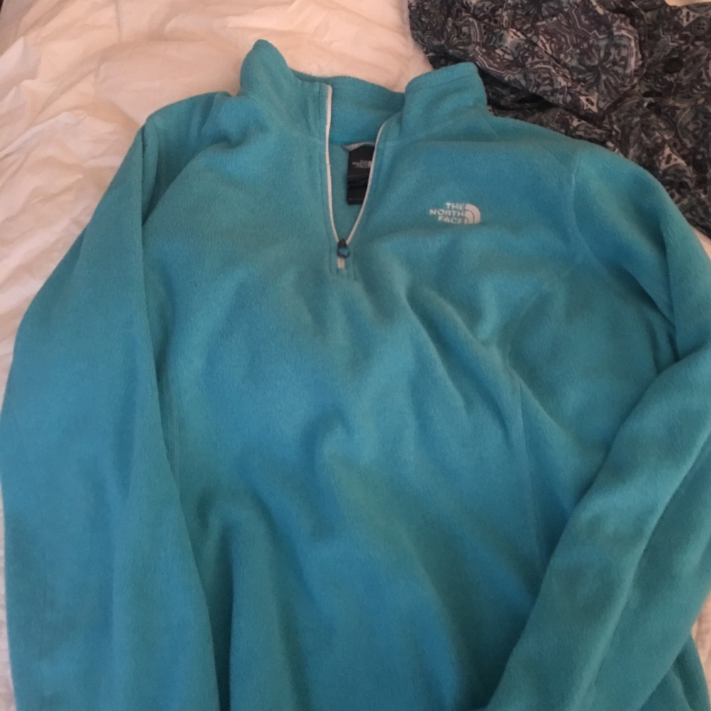 North face baby real pullover