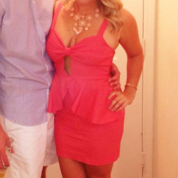 Dresses & Skirts - Pink dress