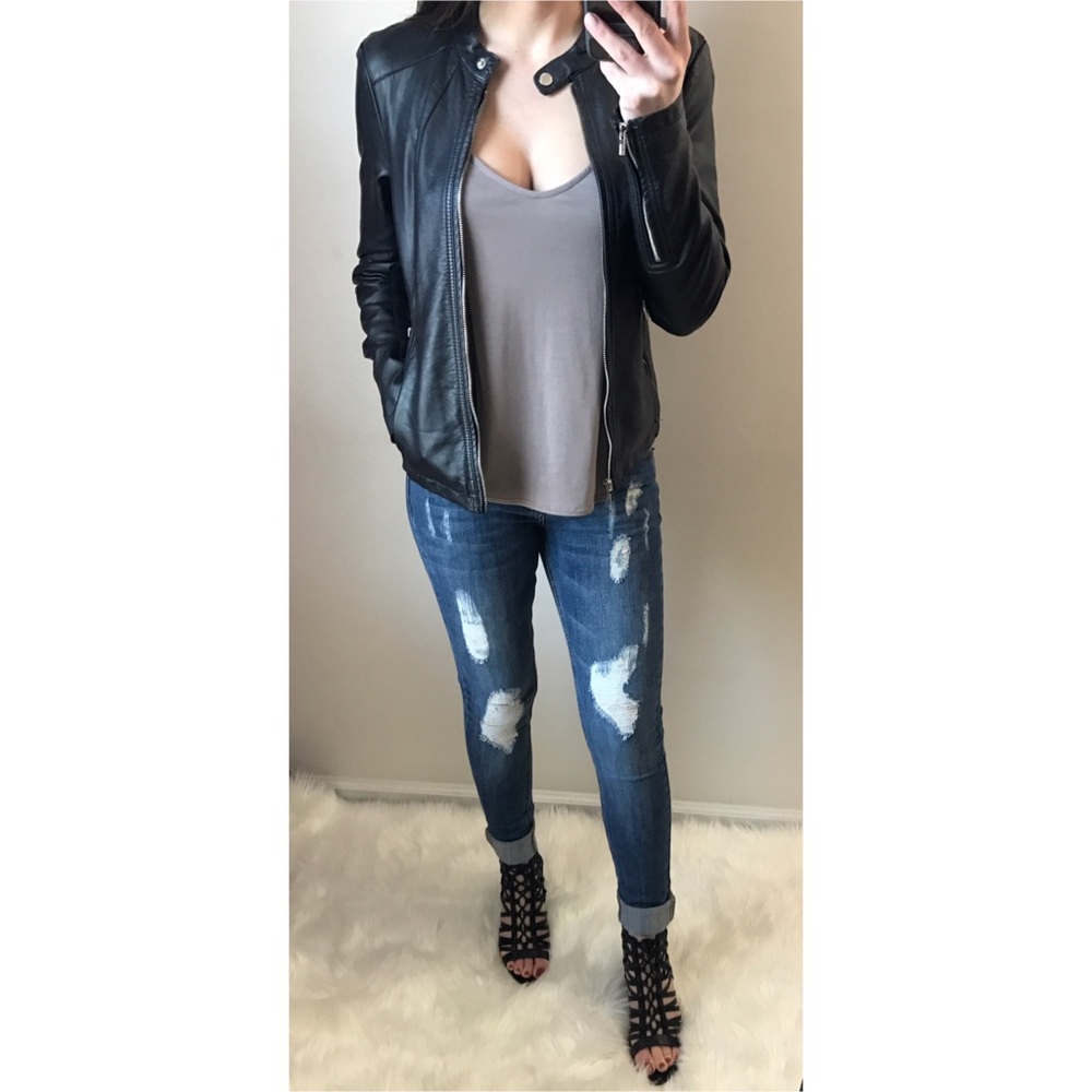 JANE Basic Softest Black Racerback Tank Top - Picture 5 of 5