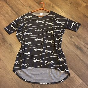 Small grey bow Irma 😍 unicorn alert!