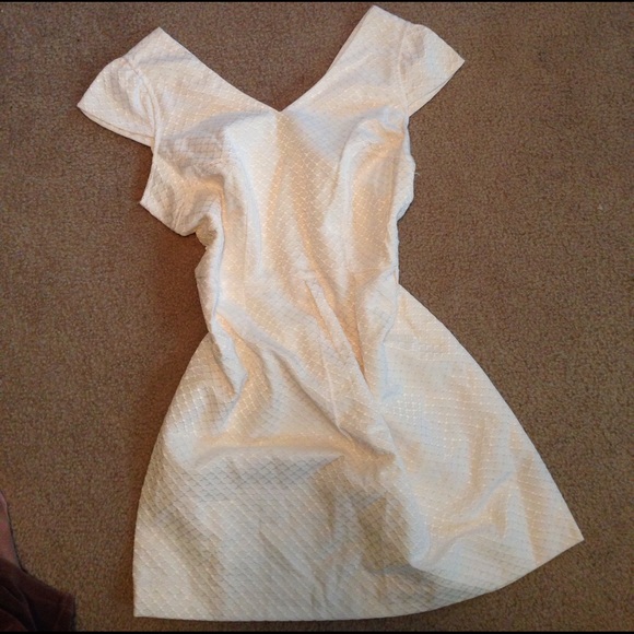 Size 14 - Picture 2 of 4