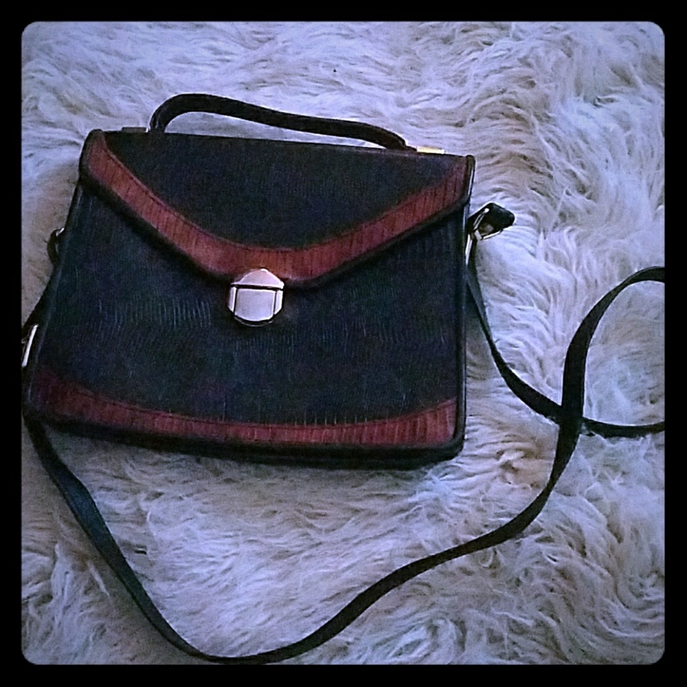 🌼 80's Vintage Leather purse