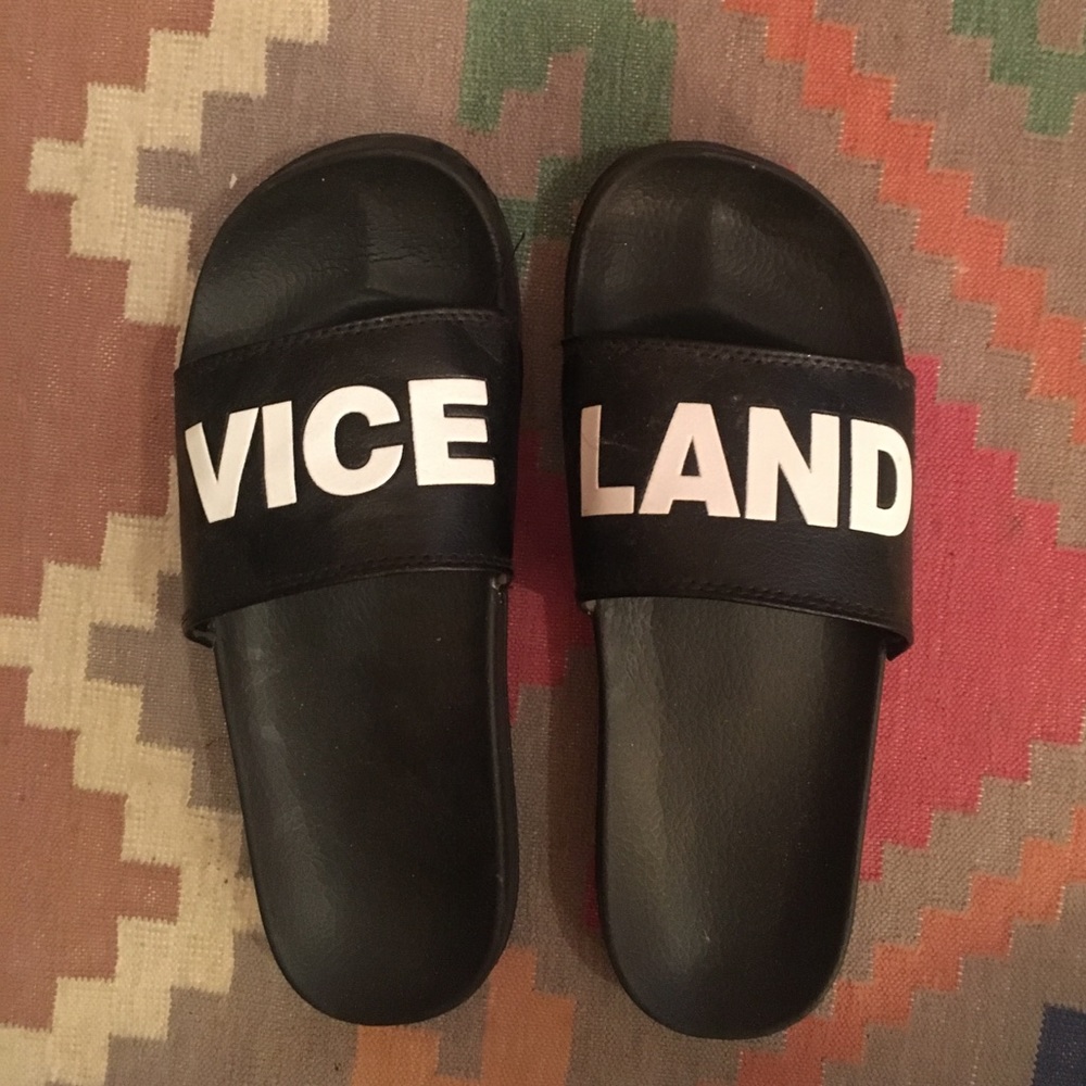 Viceland flip flops brand new