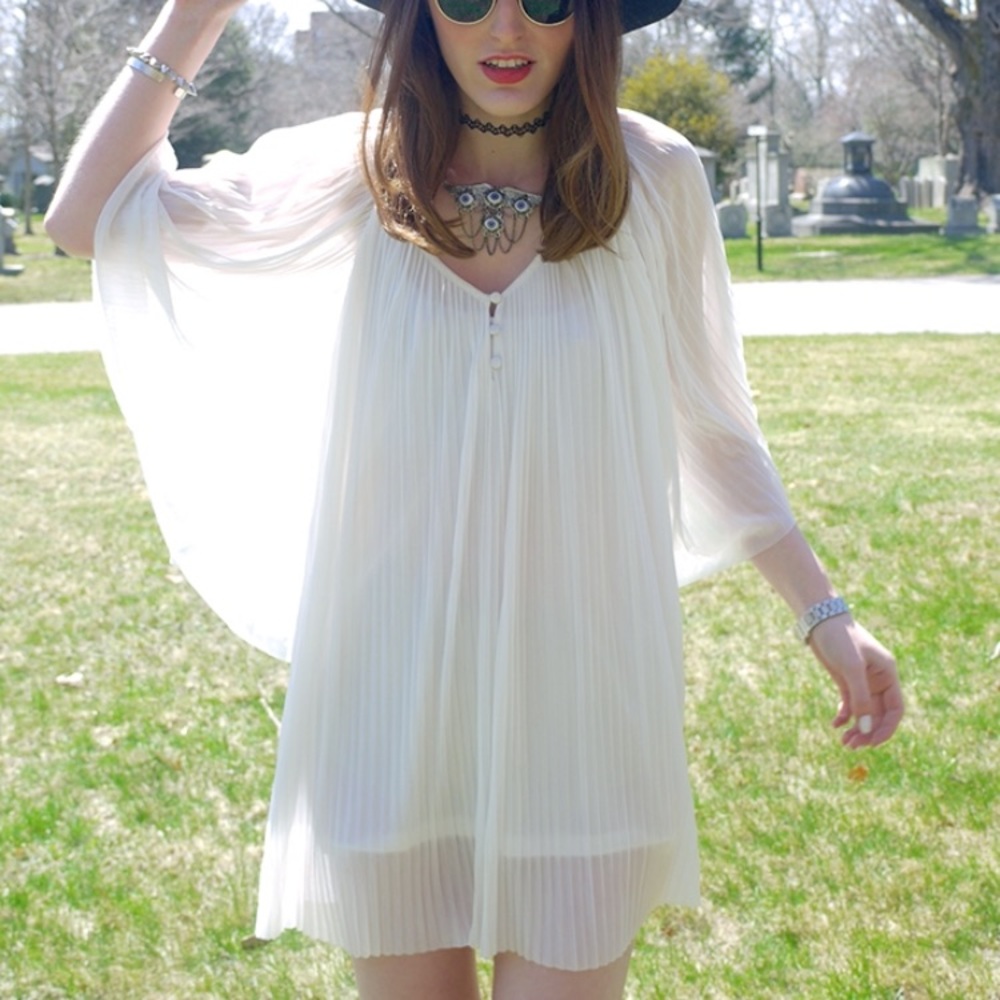 Millau white dress