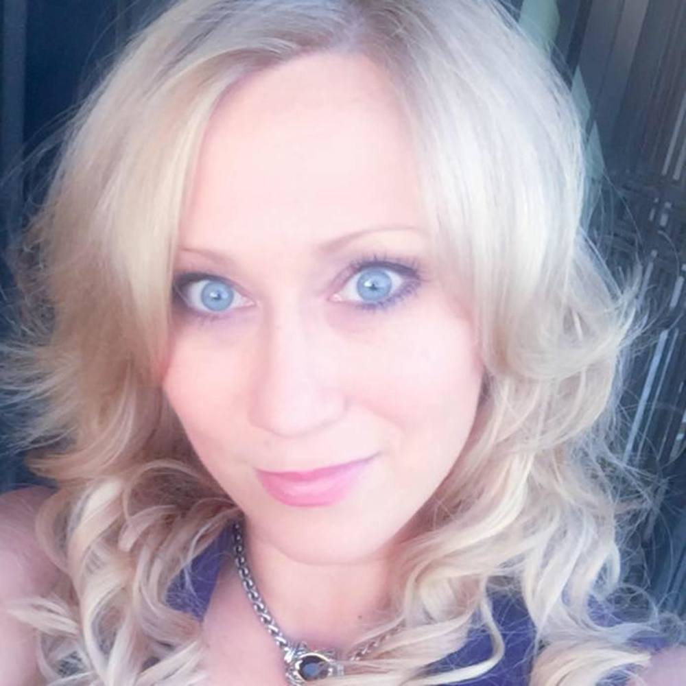Meet your Posher, Rebecca