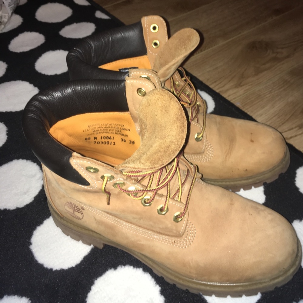 Men's waterproof timberland boots size 8.5