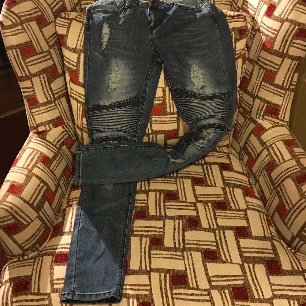 "Motorcycle" jeans. Flattering to your figure.