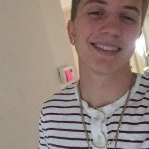 Meet your Posher, Ian