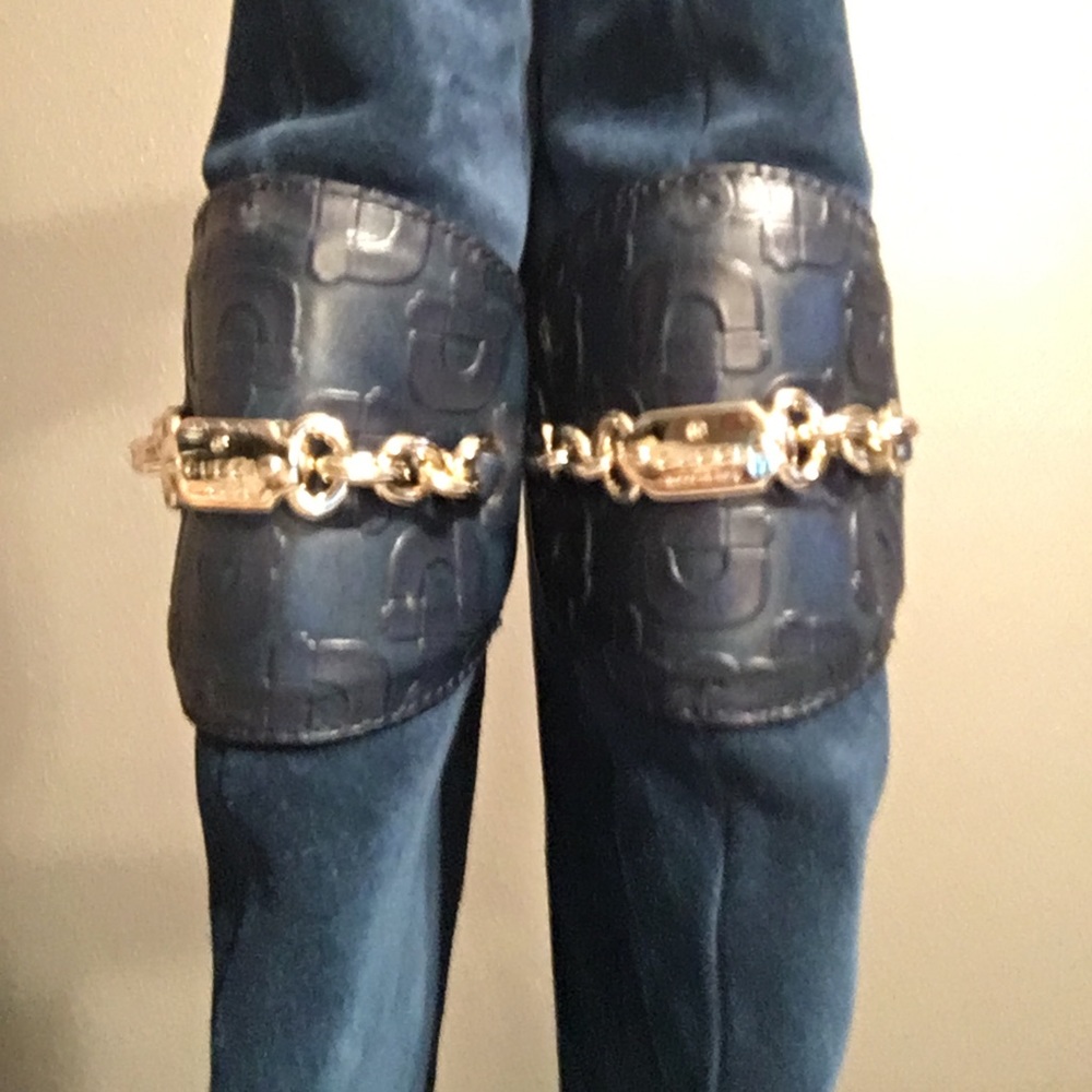 Stunning Gucci knee high leather boots!!✨👌🏼