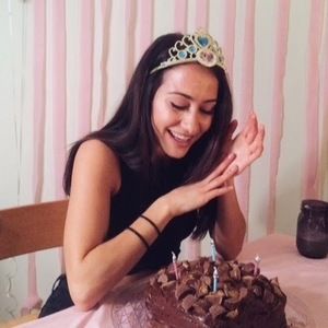 Meet your Posher, Anna