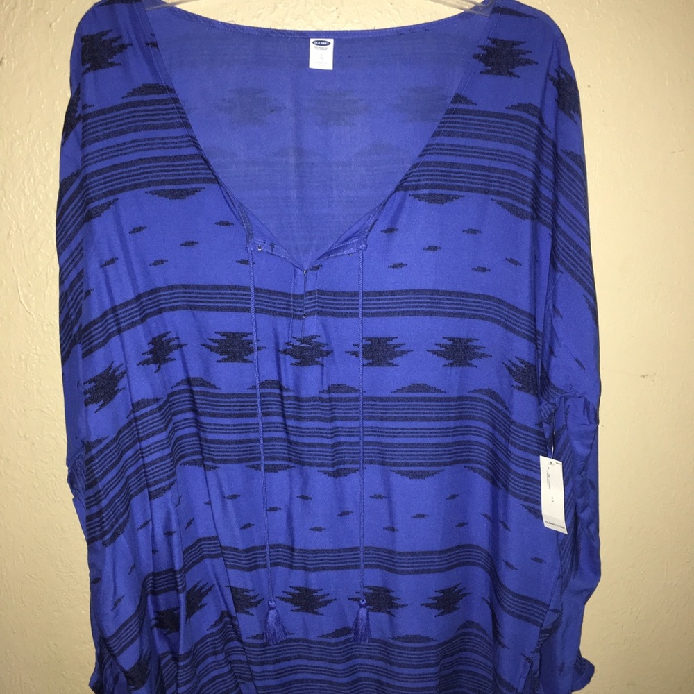 Ladies Aztec print top