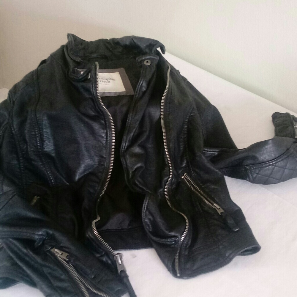 Leather jacket - Picture 2 of 2