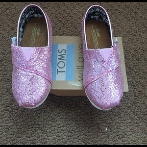 ToMS Glitter Pink Shoes