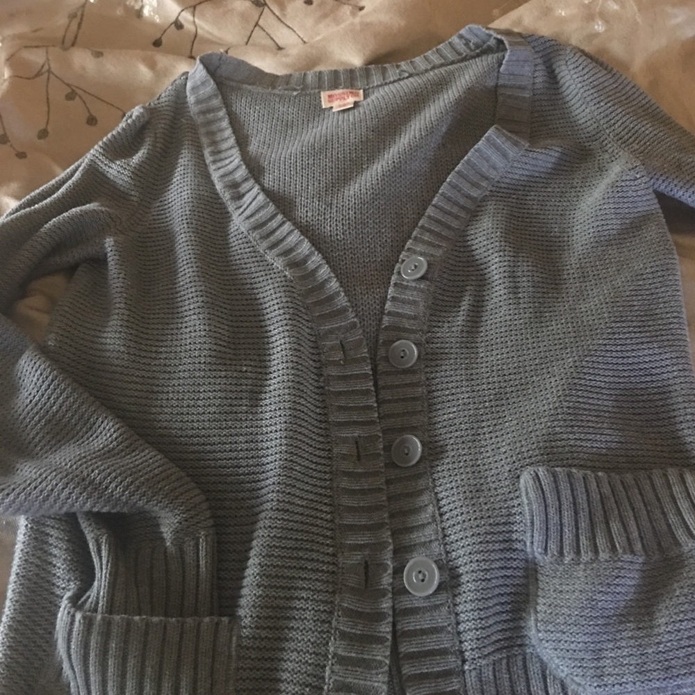 Grey sweater