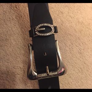 Black leather Guess belt - large