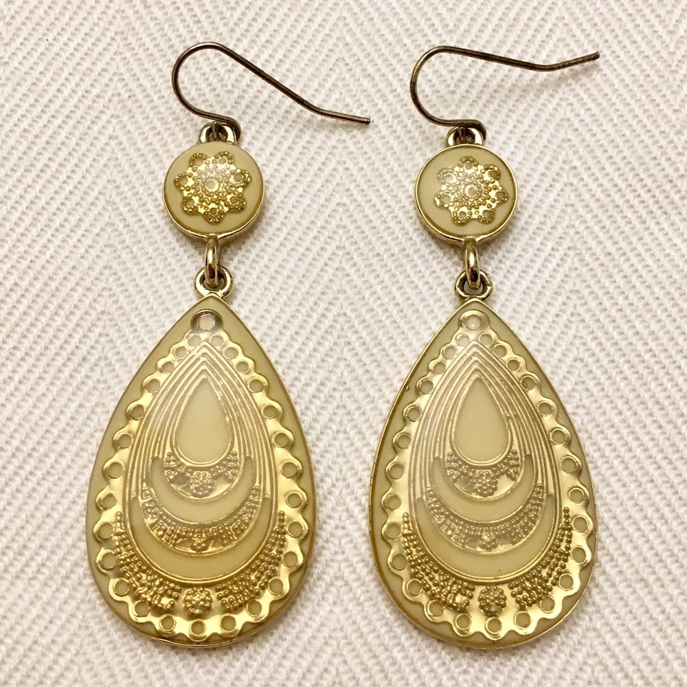 Francesca's Collection Ivory Gold Drop Earrings