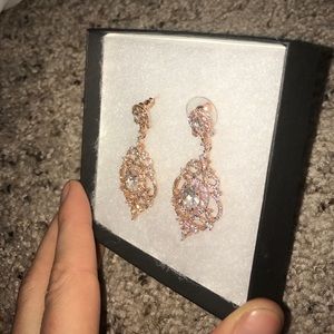 Mariell Bridal to Formal earrings