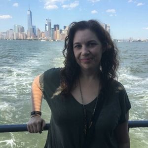 Meet your Posher, Gena