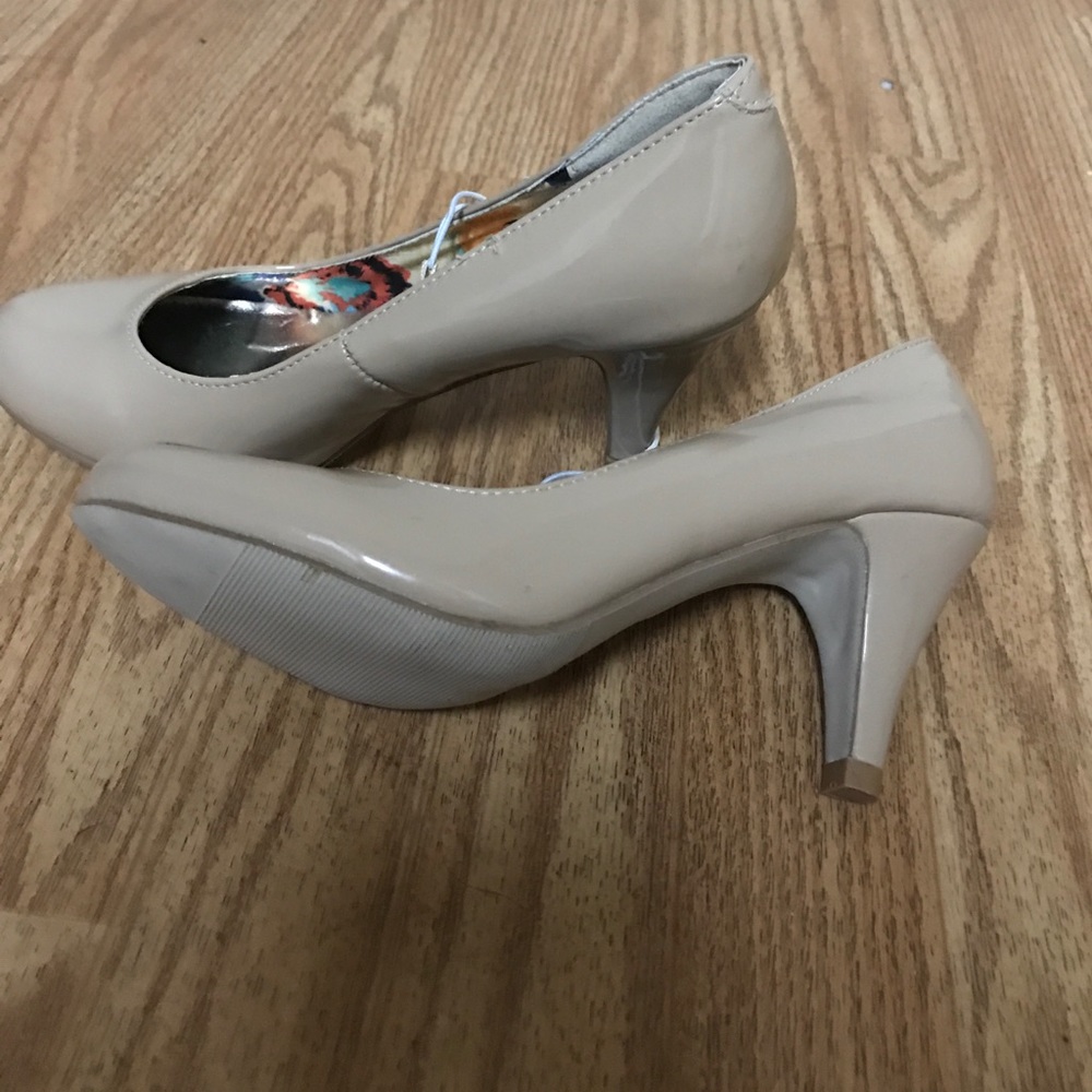 Madden girl women shoes 3" inches height - Picture 4 of 4