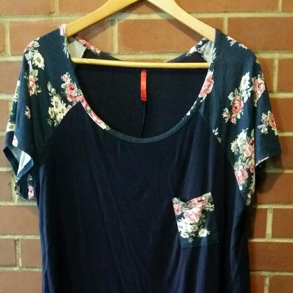 Oversized cotton shirt navy blue with floral desig