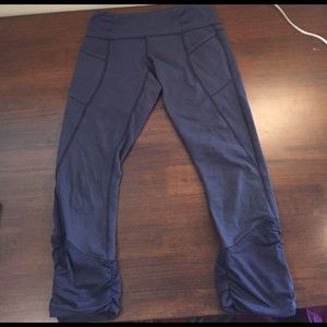 Navy blue cropped Lululemon leggings