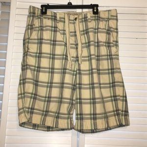Abercrombie & Fitch men's short