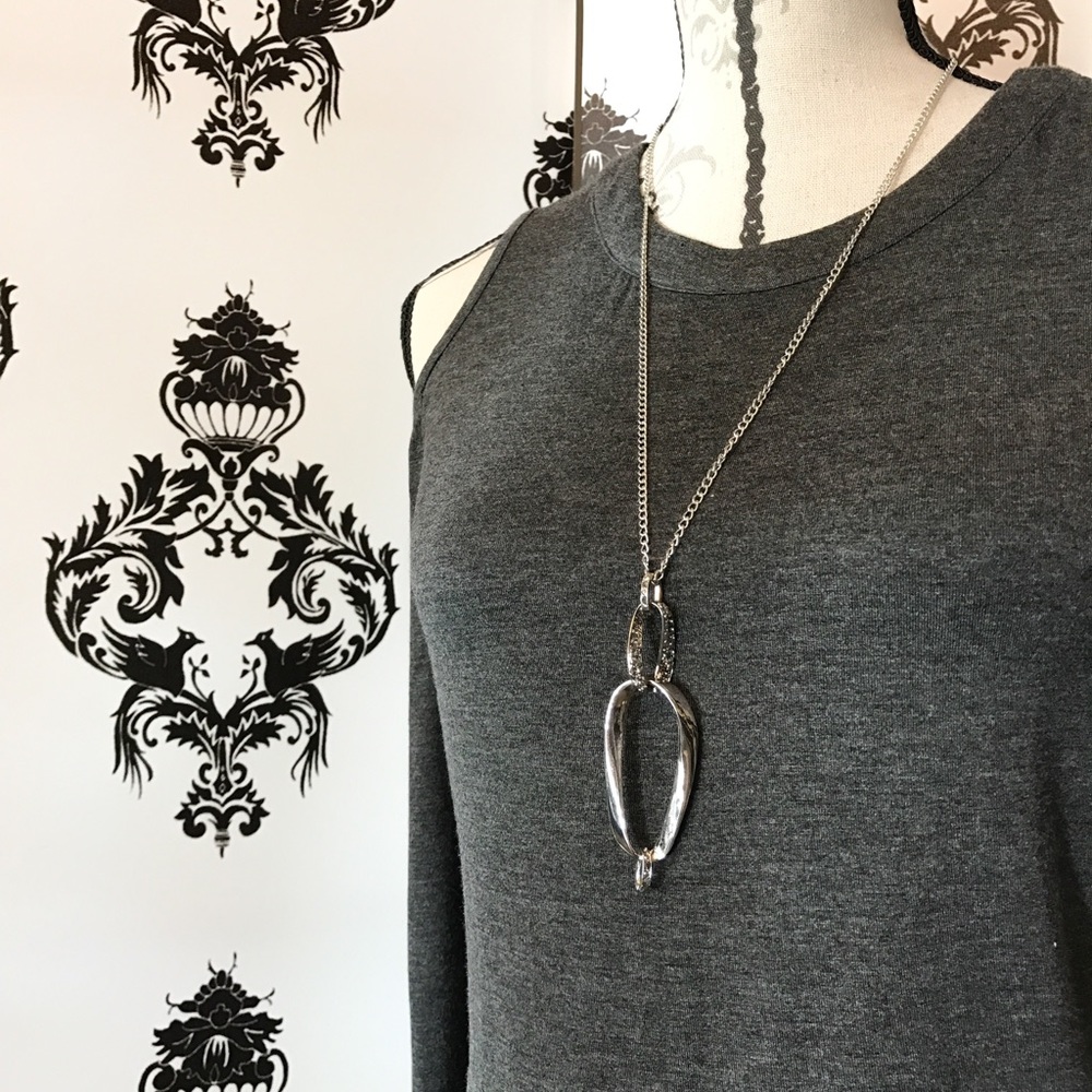 π NWT! Grey off the shoulder shirt W/Necklace! - Picture 3 of 7