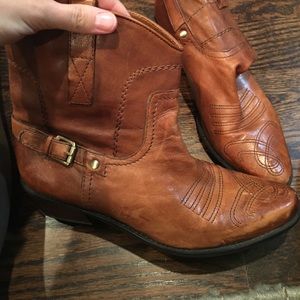 PRICE REDUCED NWOT Franco Sarto short cowboy boots