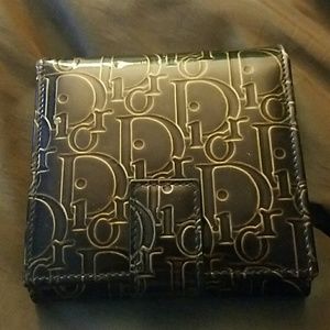 📸FLASH SALE Authentic Christian Dior wallet