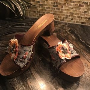 Louis Vuitton Min Lin Floral wooden mules