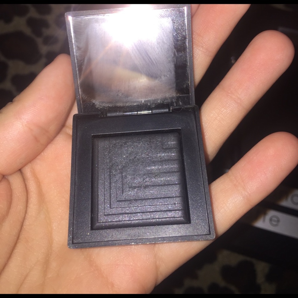 Make Up Bundle - Picture 2 of 5