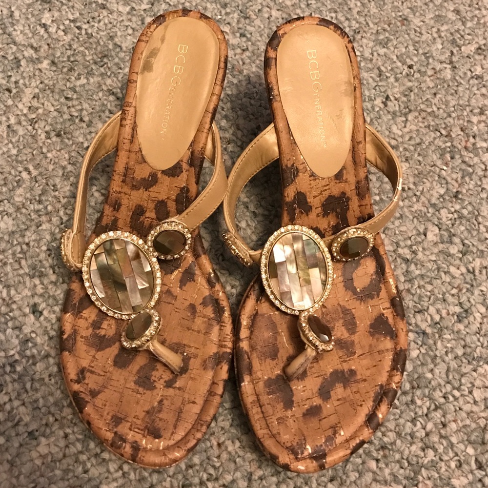 BCBGeneration Women's size 6.5 short wedge sandals