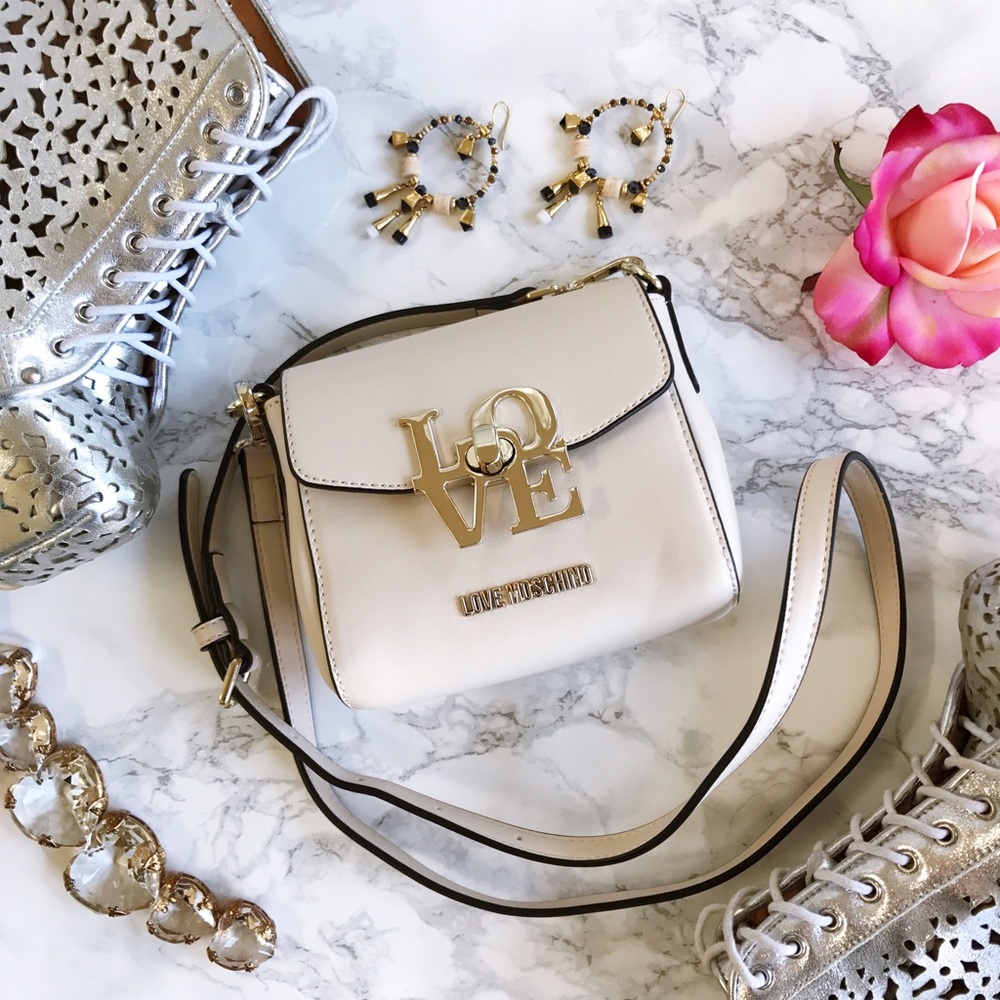 ⚡️FLASH SALE⚡️HP Moschino LoveLock Ivory Crossbody - Picture 2 of 8