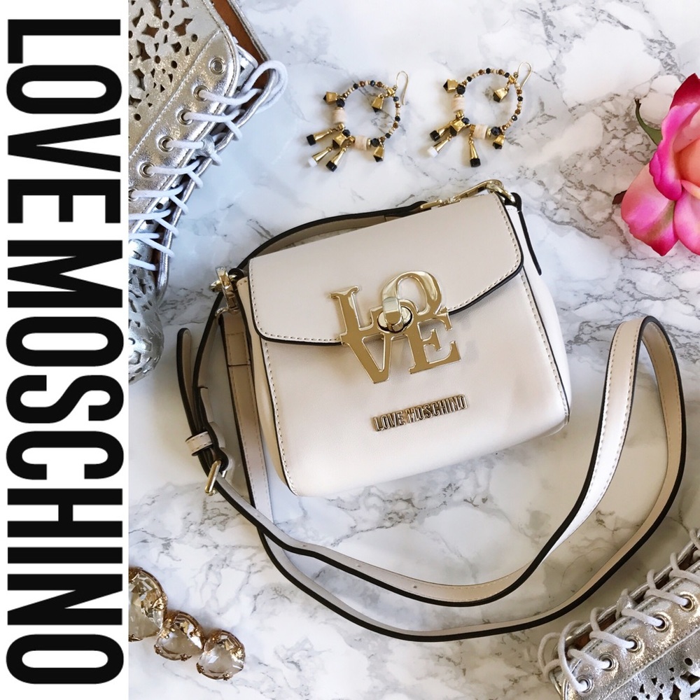 ⚡️FLASH SALE⚡️HP Moschino LoveLock Ivory Crossbody - Picture 1 of 8