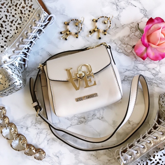 ⚡️FLASH SALE⚡️HP Moschino LoveLock Ivory Crossbody - Picture 2 of 8