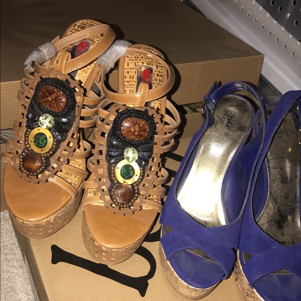 2 wedge Sandals