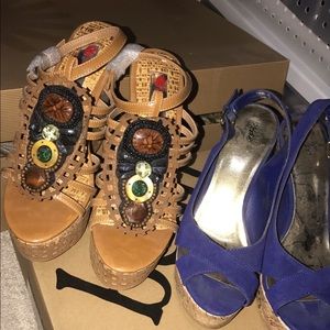 2 wedge Sandals