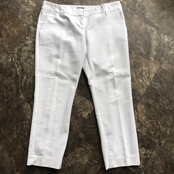 Express Columnist Crops - Picture 2 of 4