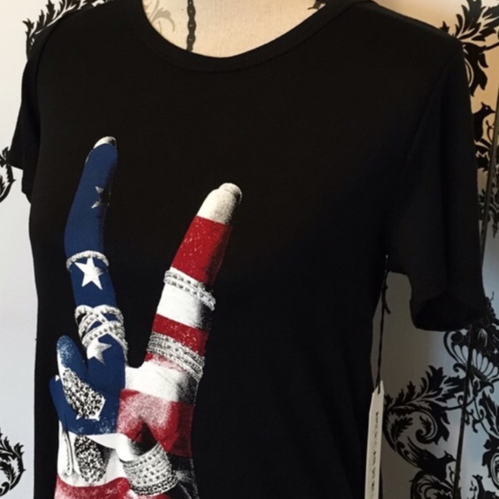 NWT! 🍀 Gemmed Patriotic 🇺🇸 Peace Sign Shirt! - Picture 3 of 4