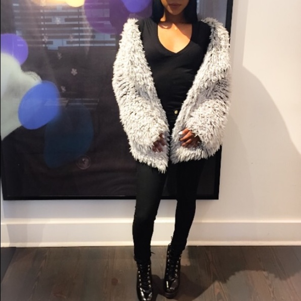 Meet your Posher, Sonaya