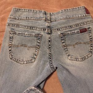 Silver Jeans size 30 w 31 inseam.  Bootcut